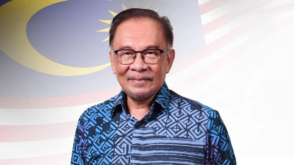 PM Anwar Ibrahim Undergoes Medical Examination and Observation