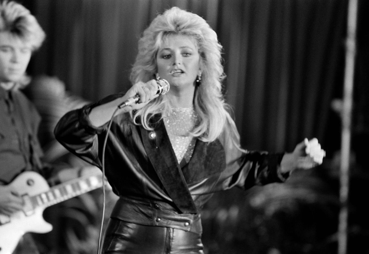 Bonnie Tyler, Voice of '80s Anthem 'Total Eclipse of the Heart', Dies at 75