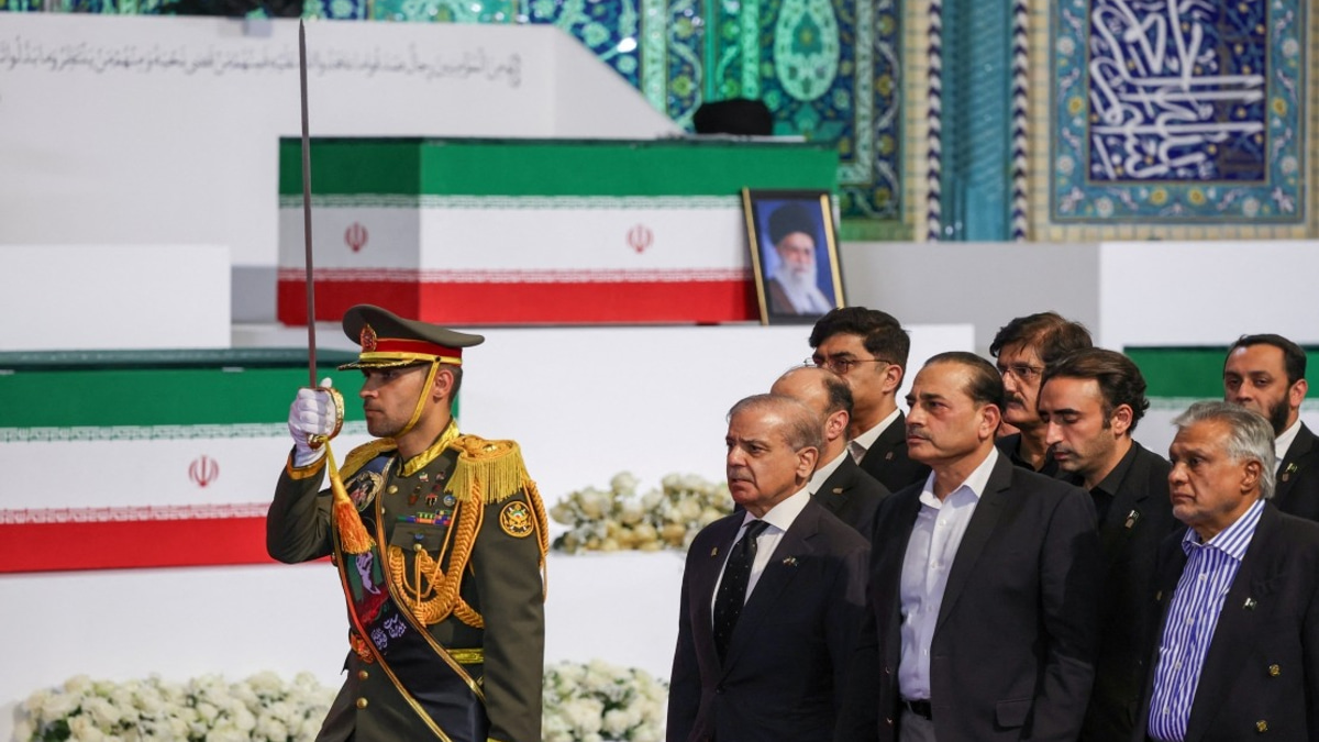 Pakistan Sends Highest-Level Delegation to Iran's Khamenei Funeral, Signals Strategic Partnership