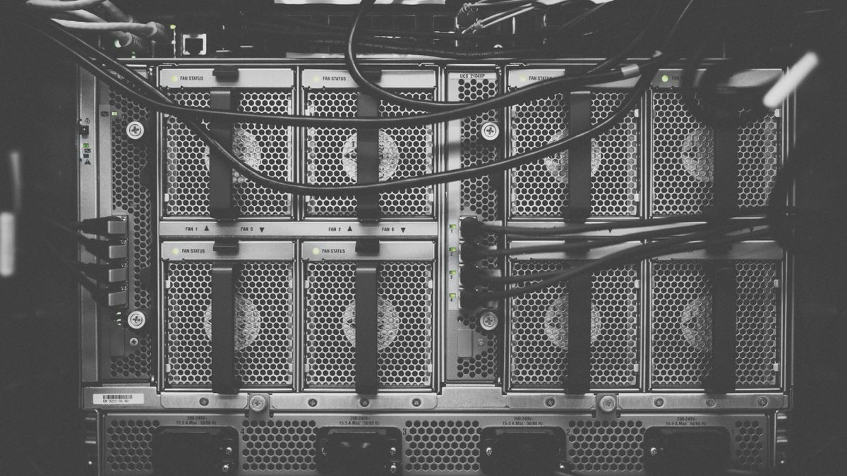 The Hidden Cost of AI: Data Centre Noise Is Driving Residents to Court Across America