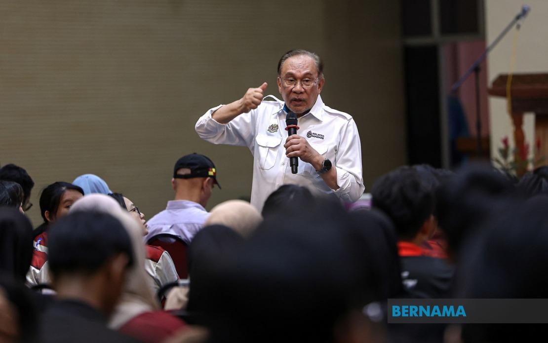 Merit and Need Both Key to Matriculation Intake, Says PM Anwar