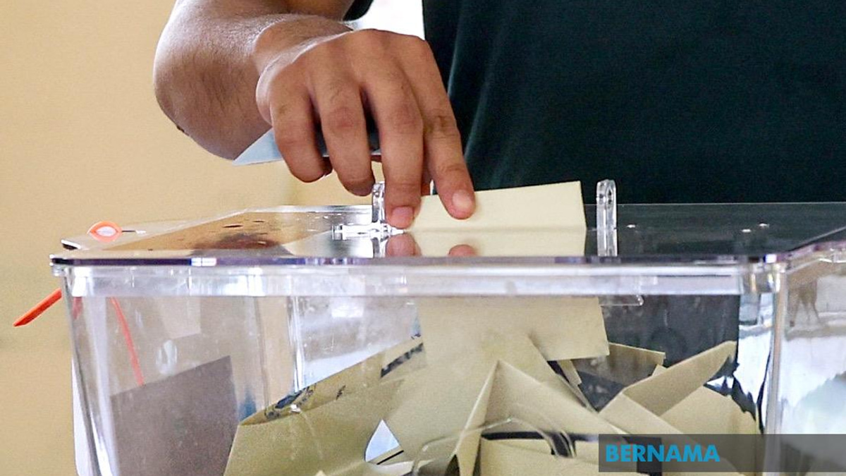 120km Drive Ends in Heartbreak: Johor Voter Misses Poll by One Minute