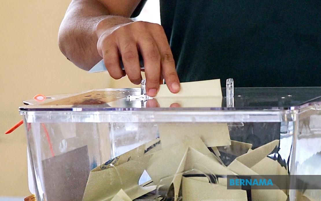 120km Drive Ends in Heartbreak: Johor Voter Misses Poll by One Minute
