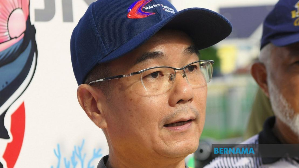 Perak Regulator Halts Palm Oil Mill Operations Over Sungai Sepetang Pollution Crisis