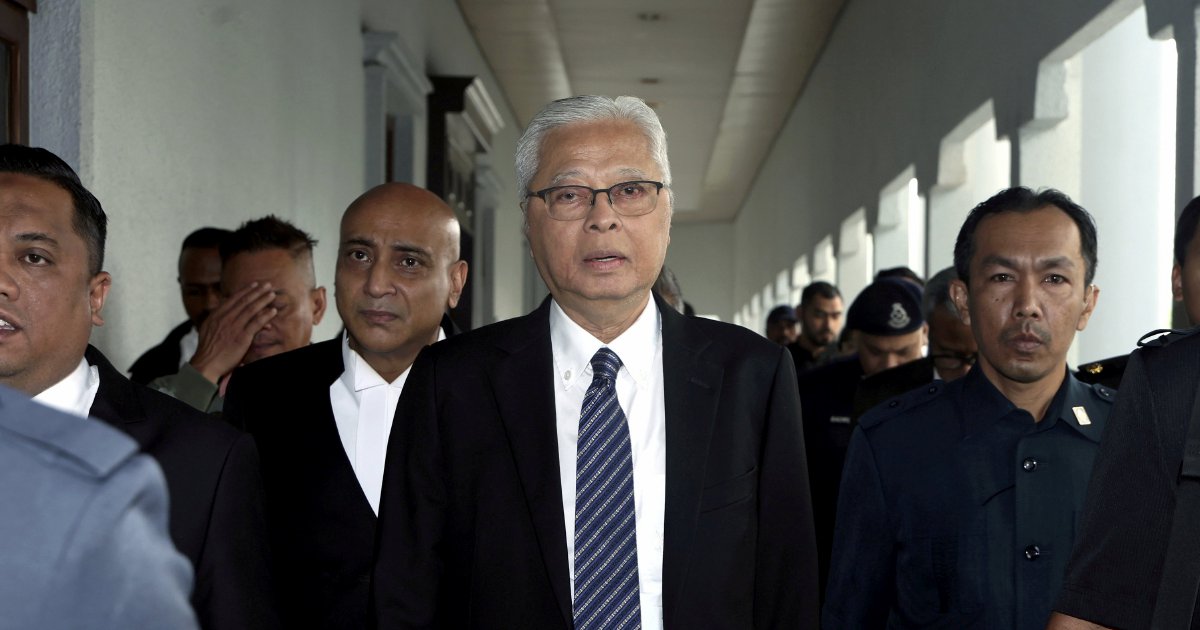 Ismail Sabri's Legal Team Challenges Charge as 'Peculiar', Citing Prior MACC Proceedings