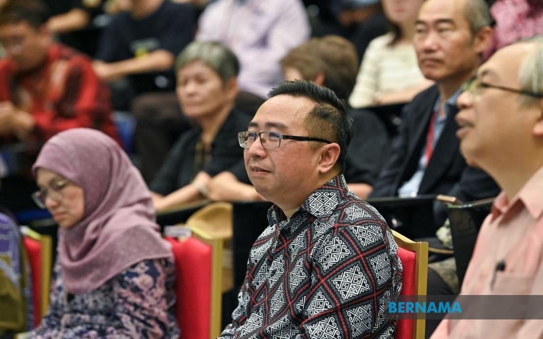 Malaysia's Tech Boom Opens Door for STEM Graduates, Says Innovation Minister