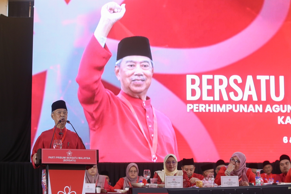 Muhyiddin Attacks Perikatan Alliance, Questions Umno Coalition's Legitimacy