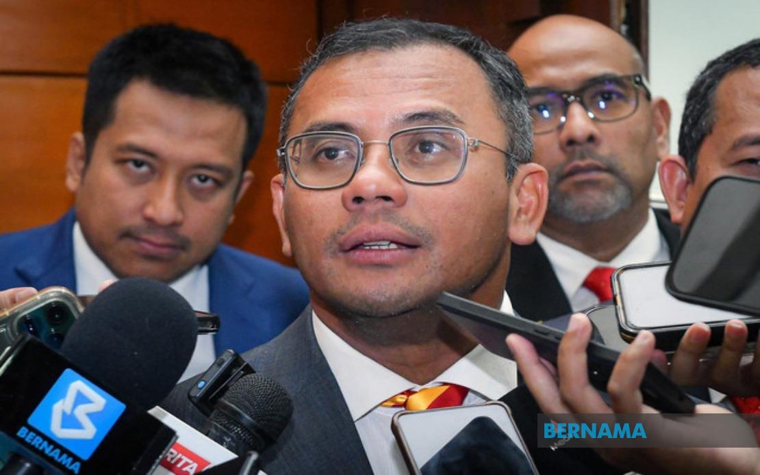 Selangor MB Highlights Local Complicity in Shielding Illegal Immigrants