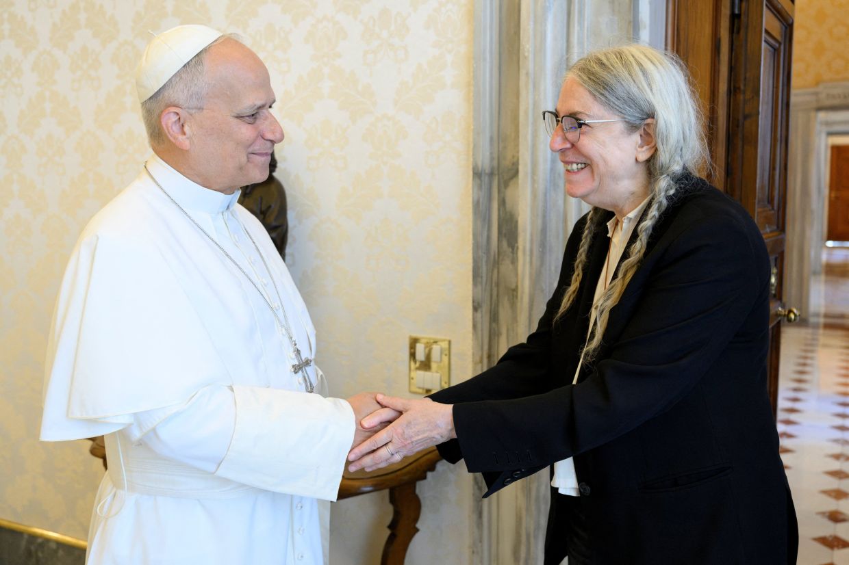 Patti Smith Meets Pope Leo XIV at Vatican, Reflects on Francis's Legacy
