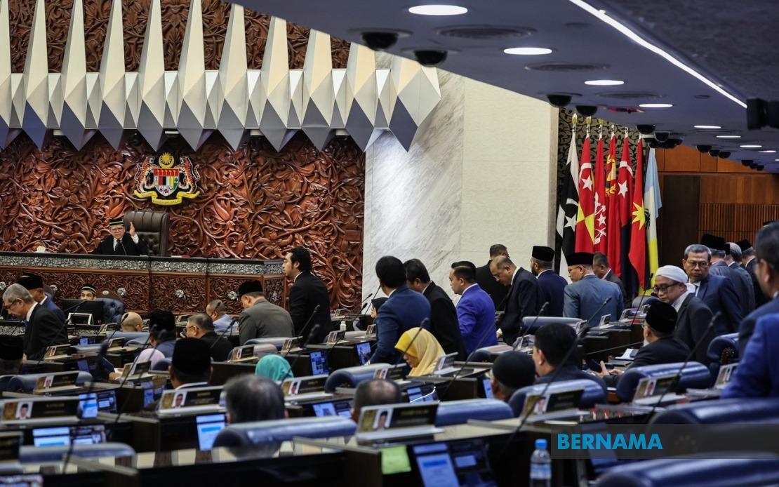 Parliament Opens Debate on Tabung Haji Inquiry Report as Speaker Emphasises Transparency