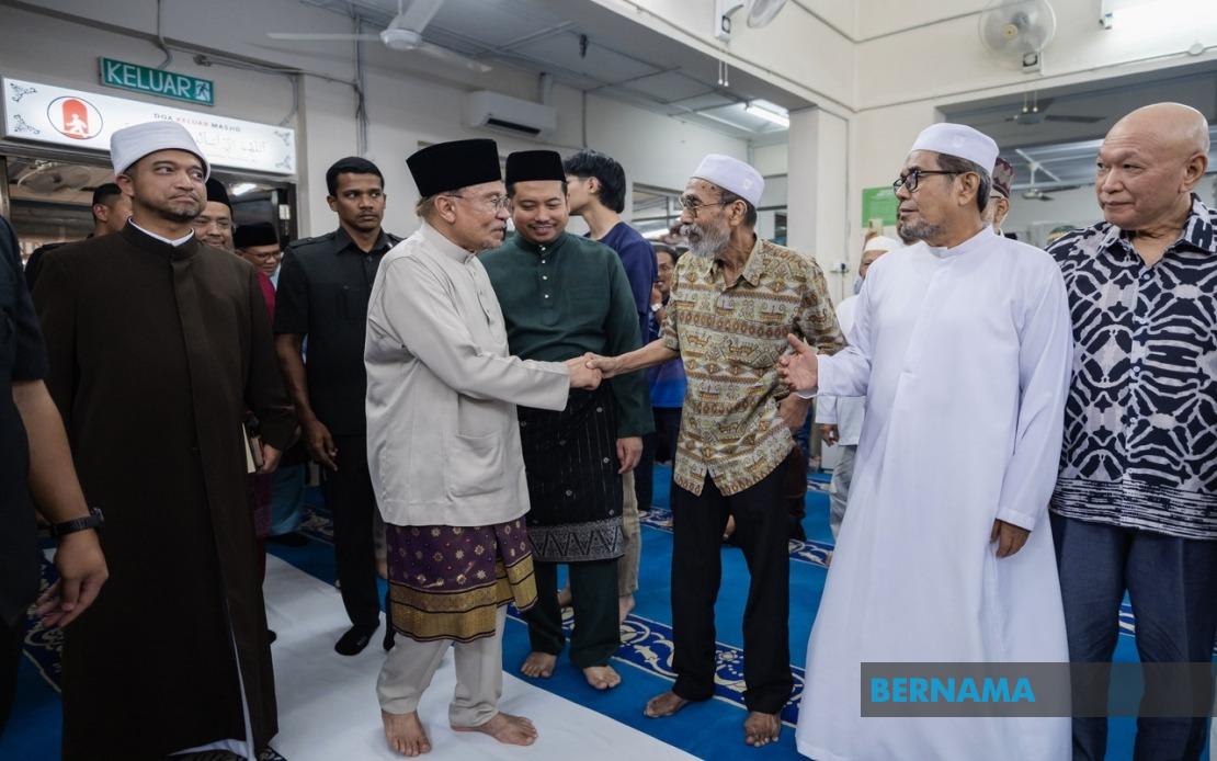 JS-SEZ on Track, PM Anwar Warns Against Politicising Joint Project