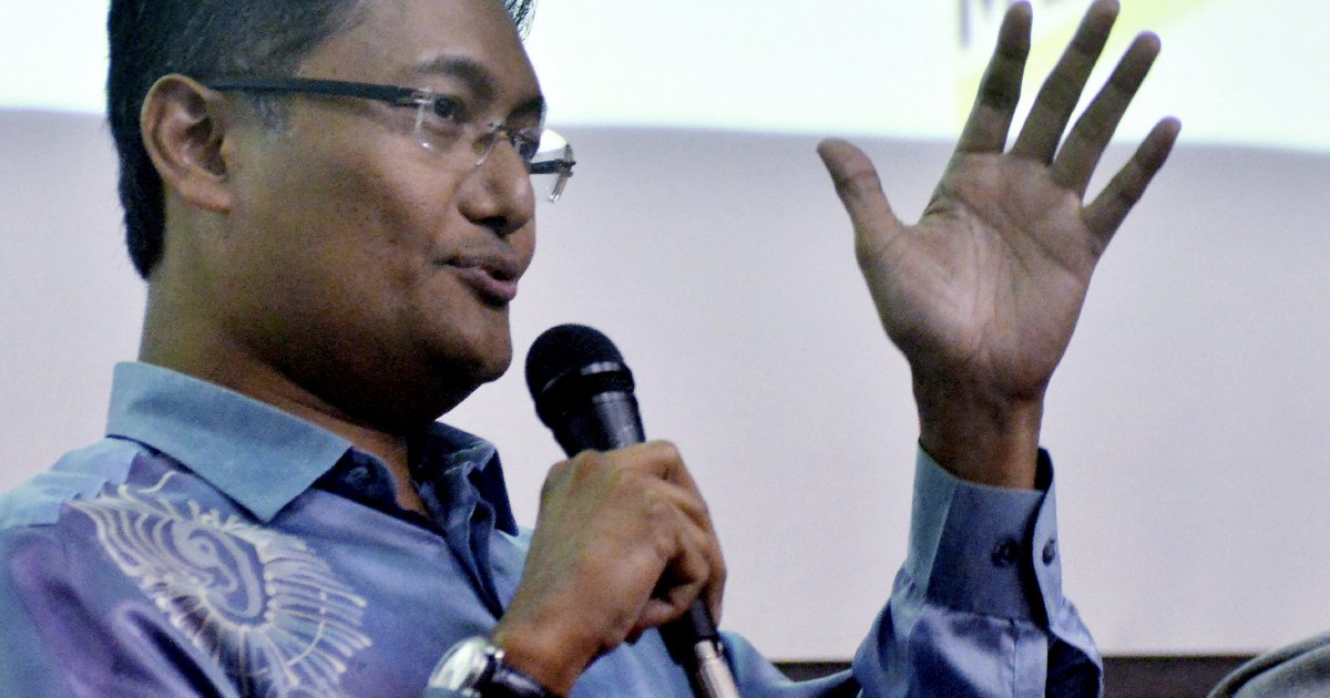 Muhyiddin's Former Aide Rebukes PN Over Bersatu Allegations