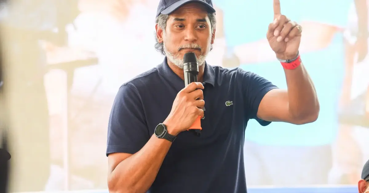 Vote for Barisan Nasional, Khairy Jamaluddin urges Bersatu supporters following PAS example