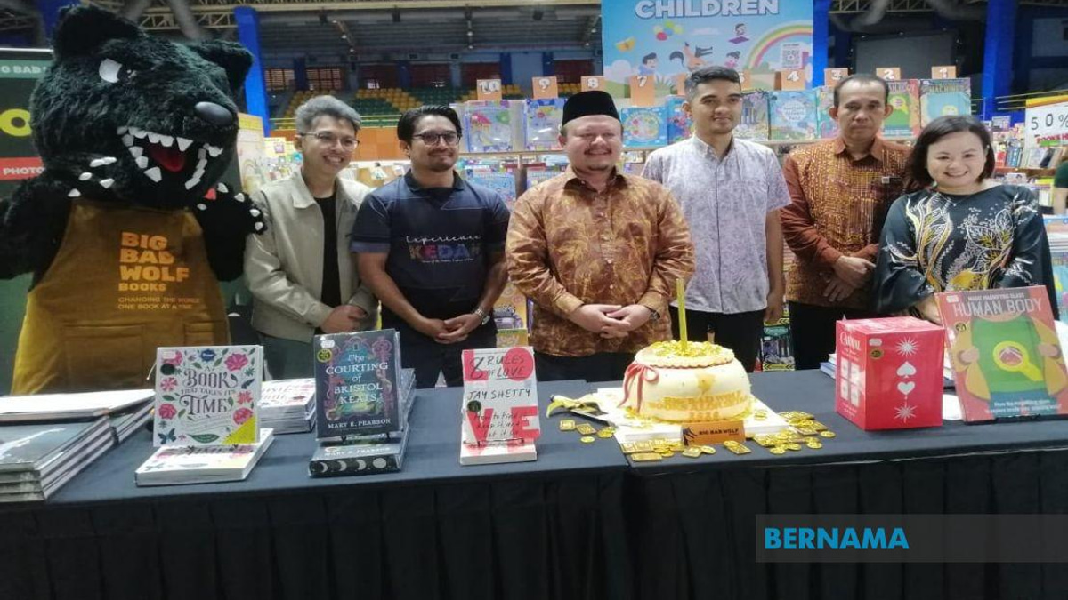 Big Bad Wolf Book Fair Energises Reading Drive Across Kedah