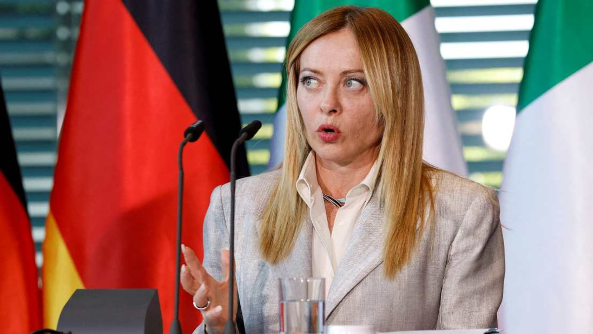 Meloni Pushes EU to Create Migrant Processing Hubs in Africa by 2027