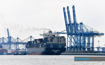 Malaysia's Export Momentum Accelerates: RHB IB Lifts 2026 Growth Forecast to 21.7%