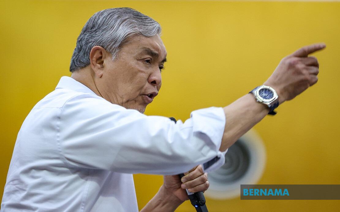 Ahmad Zahid Pushes for Political Education Programmes in University Student Councils