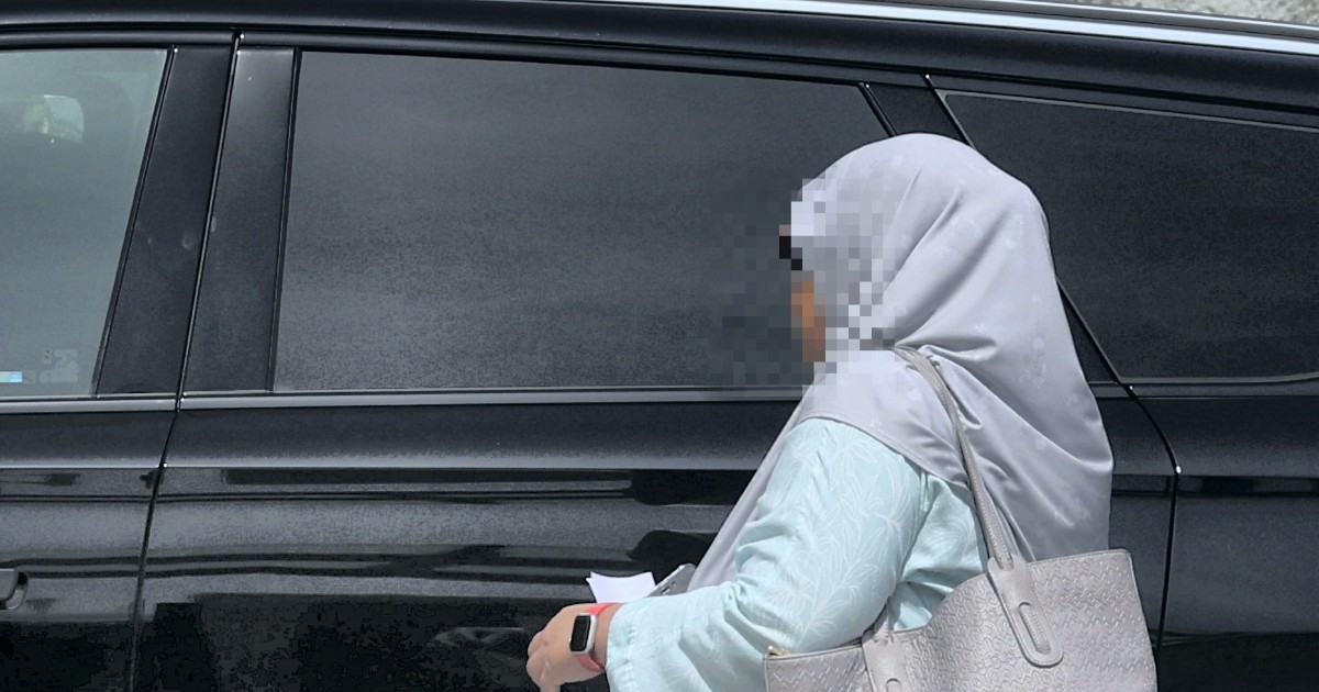 Former Tabung Haji-Linked Firm's Ex-CFO Returns for Second Day of MACC Questioning