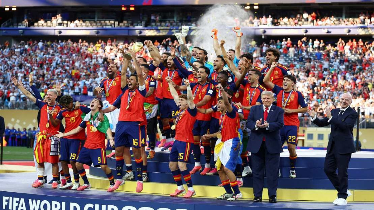 Spain Returns Home To Celebrate Second World Cup Glory