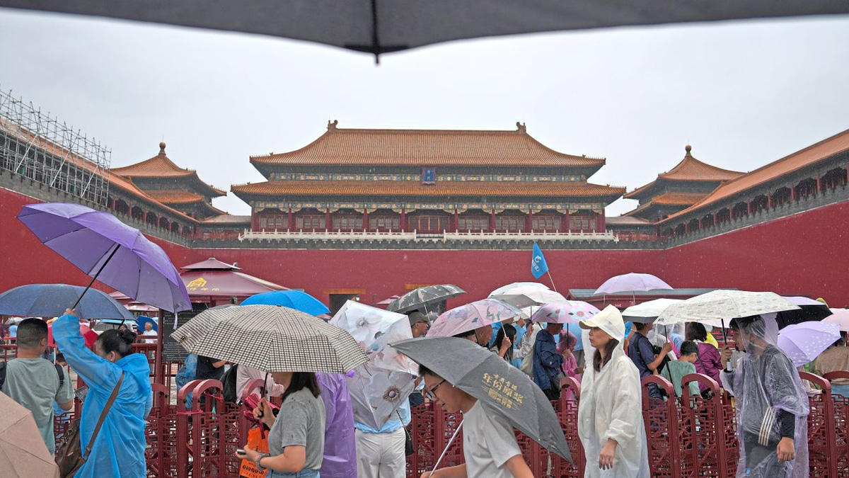 China's Tourist Boom: From Social Media Sensation to Regional Powerhouse