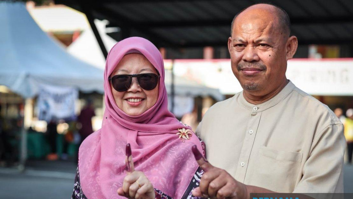 Johor State Election: Senior Party Chiefs Among Early Voters