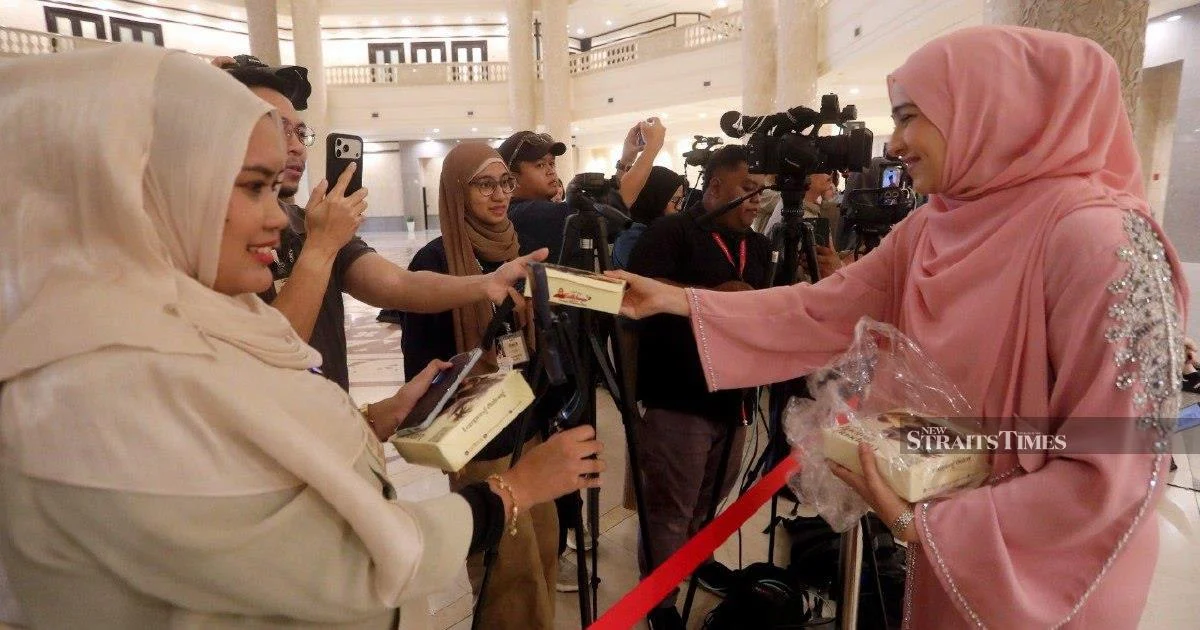 Syed Saddiq Greets Court Victory With Traditional Malaysian Fare