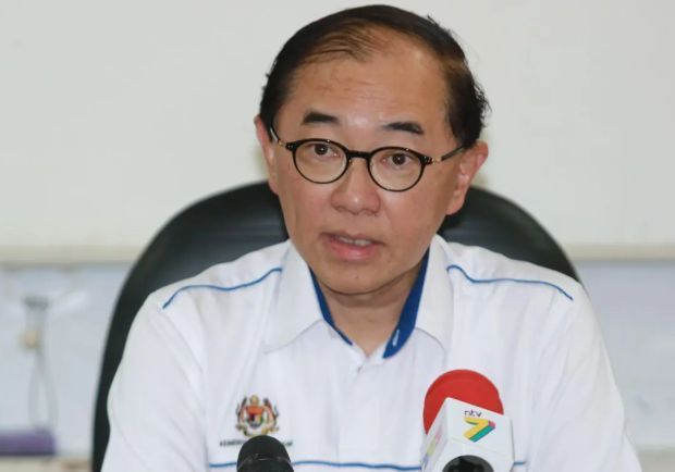 Malaysia's Government Must Justify Overseas Travel Spending Amid Healthcare Crisis