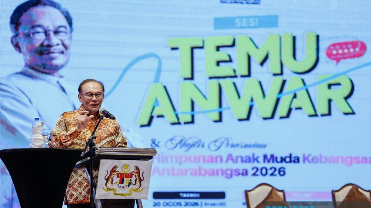 Anwar To Unveil Major Policy Announcements Ahead of National and Malaysia Day