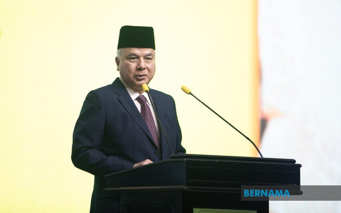 Strong Institutions and Accountable Leaders Essential for National Progress, Says Sultan Nazrin
