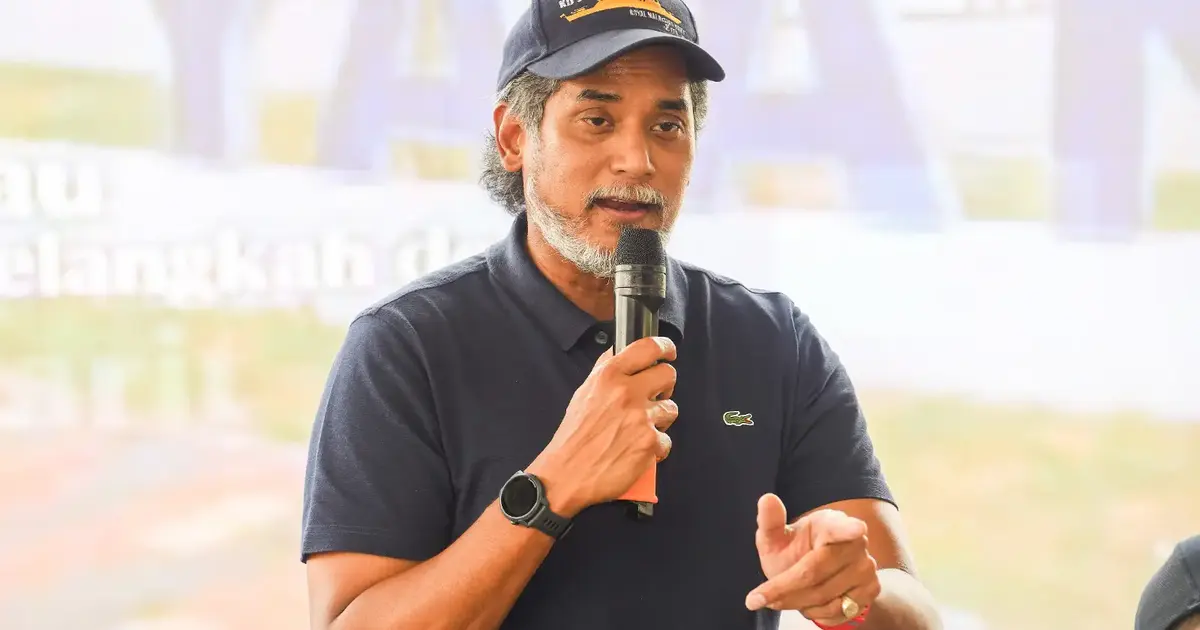 Khairy Accuses PH of Recycling BN Pledges in Johor Campaign