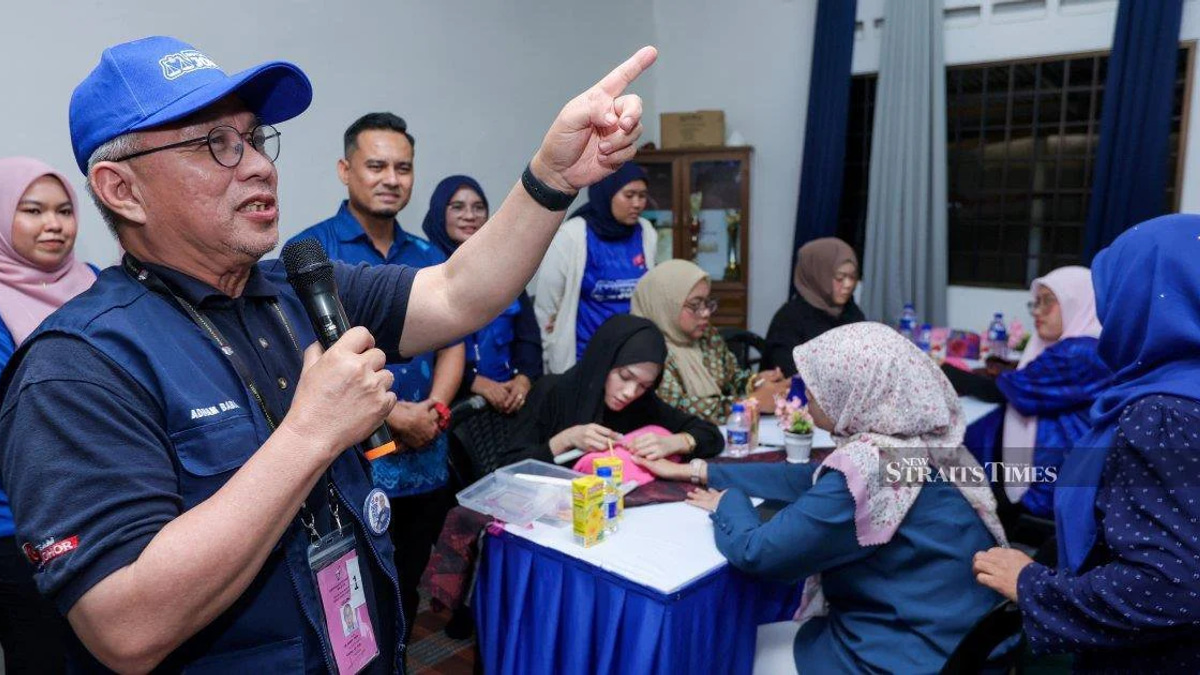 BN Takes Early Lead as Johor Counts Progress in Three Hotly-Contested Seats