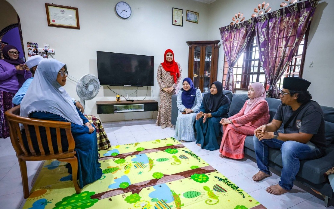 Education Minister Visits Family of Form Two Student Who Died During Rugby Training