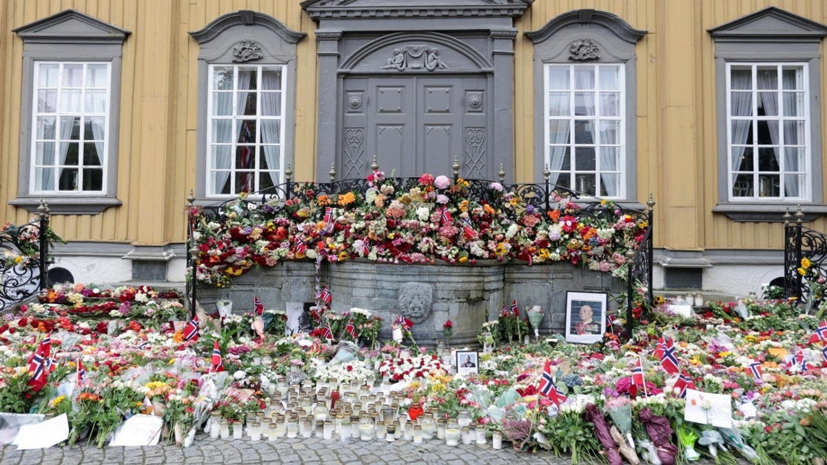 Norway Bids Farewell to King Harald V With National Day of Mourning