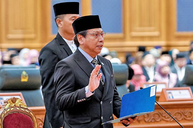 Brunei Swears In Four New Cabinet Ministers to Legislative Council