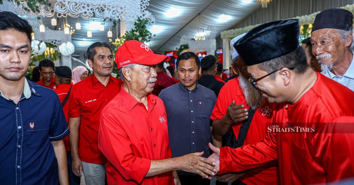 Muhyiddin Charts Fresh Political Path as Bersatu Breaks from PN Over Pas Leadership Row