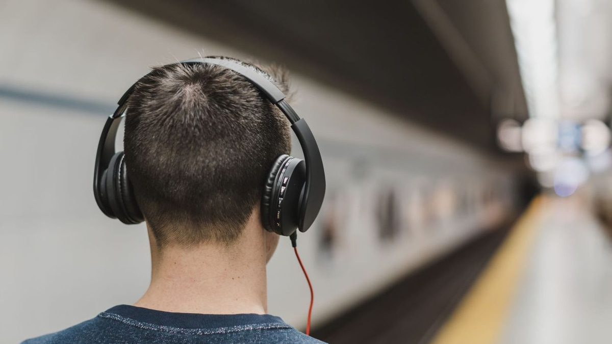Musicians Push Back as Record Labels Rush to Monetize AI Training Without Artist Consent