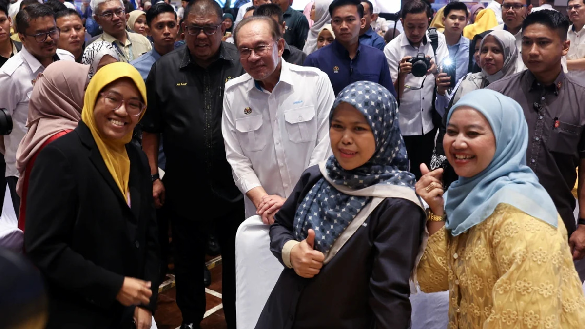 Malaysia's climb up global competitiveness rankings reflects strong public sector reform, says Anwar