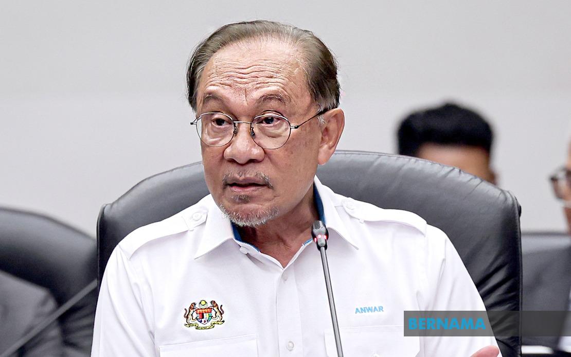 PM Anwar Extends Condolences After Form Four Student's Death at Seremban School