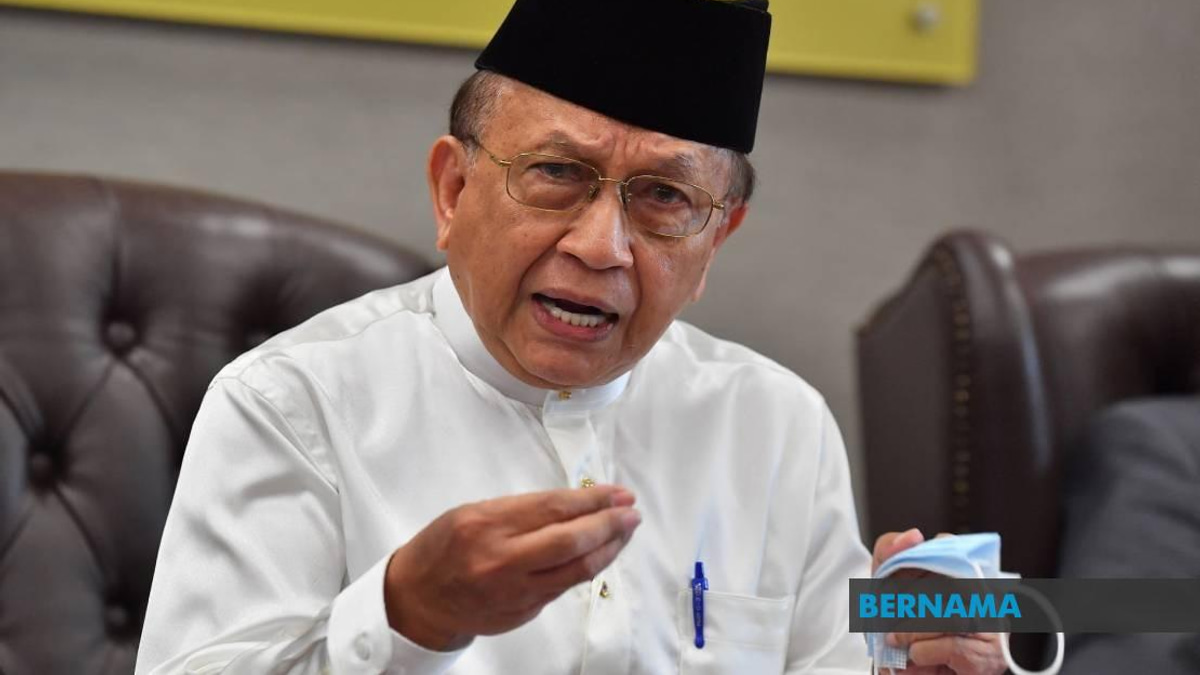 Negeri Sembilan Palace Revokes Tan Sri Rais Yatim's State Honours