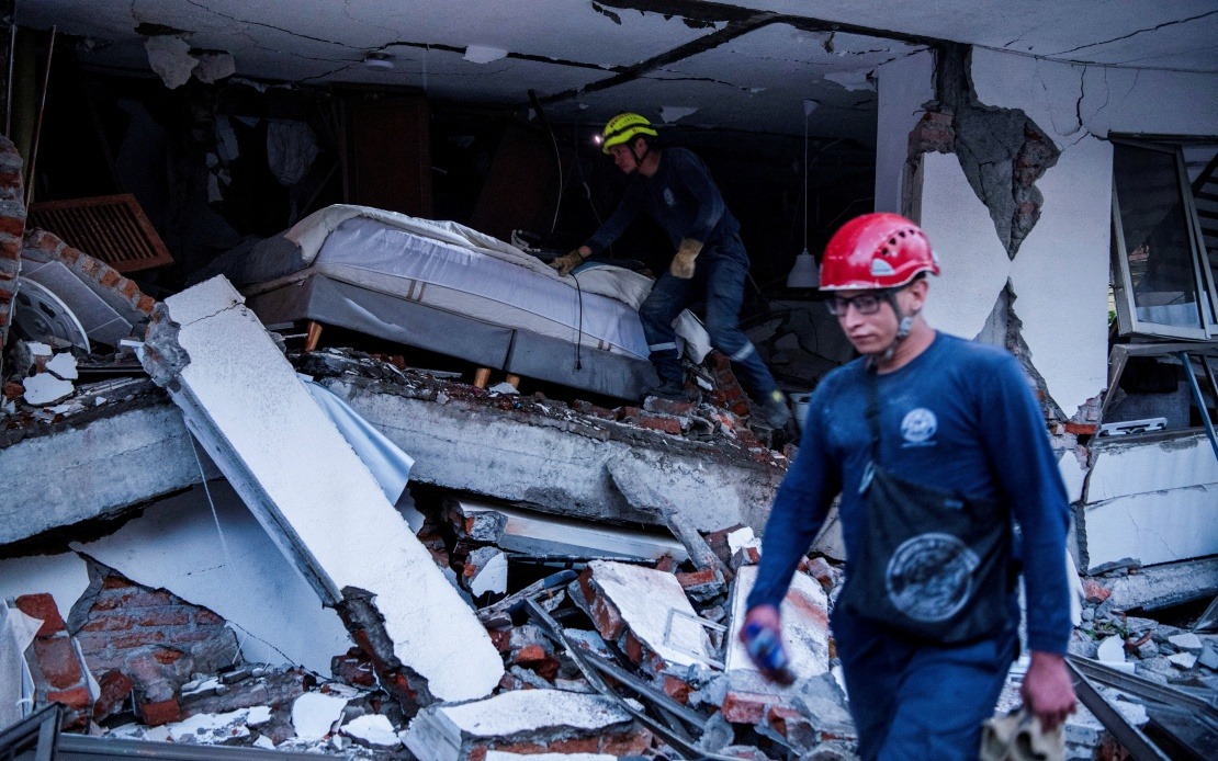 Colombia Earthquake Death Toll Climbs to 132 as Rescue Efforts Continue