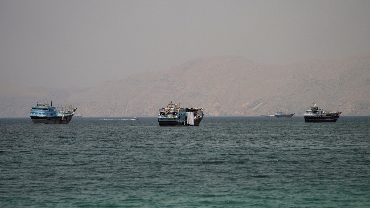 Oman Pushes For Unrestricted Strait Of Hormuz Access After Iran Nuclear Talks