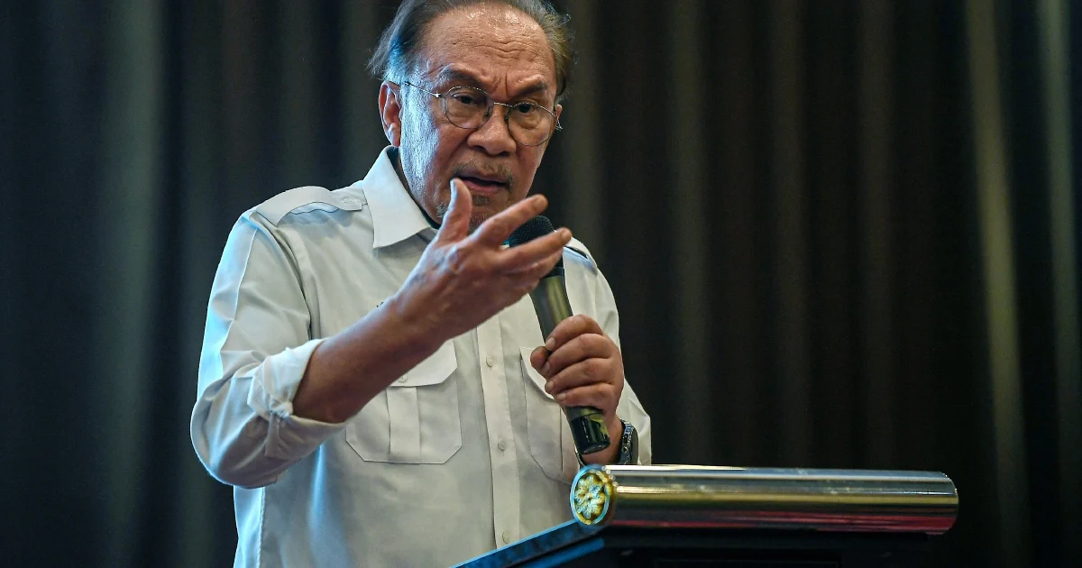 Federal Government Inherits Felda's RM1 Billion Annual Debt Burden
