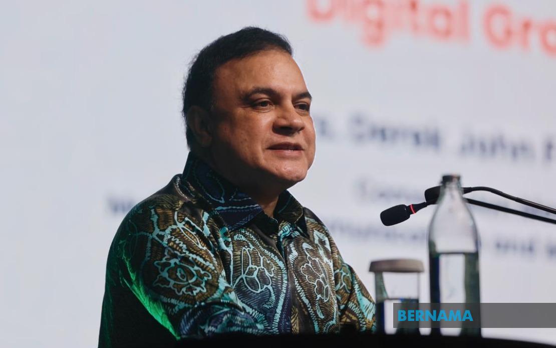 Malaysia Pushes for Equal Digital and Physical Laws to Combat Online Threats