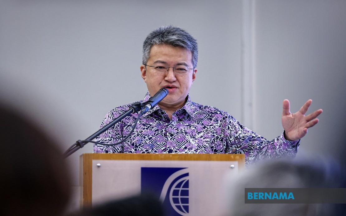 PH Wary of Vote Leakage in Uncontested Johor Seats as PN Sits Out 23 Constituencies