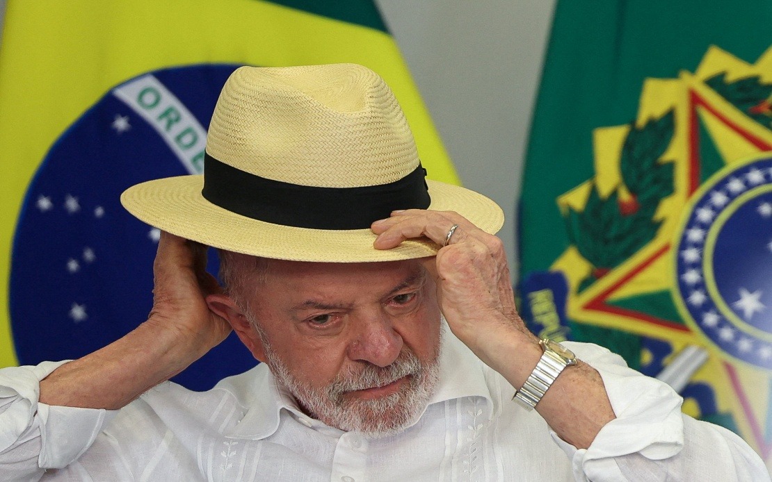 Lula Maintains Razor-Thin Edge Over Bolsonaro's Son in Brazilian Presidential Race