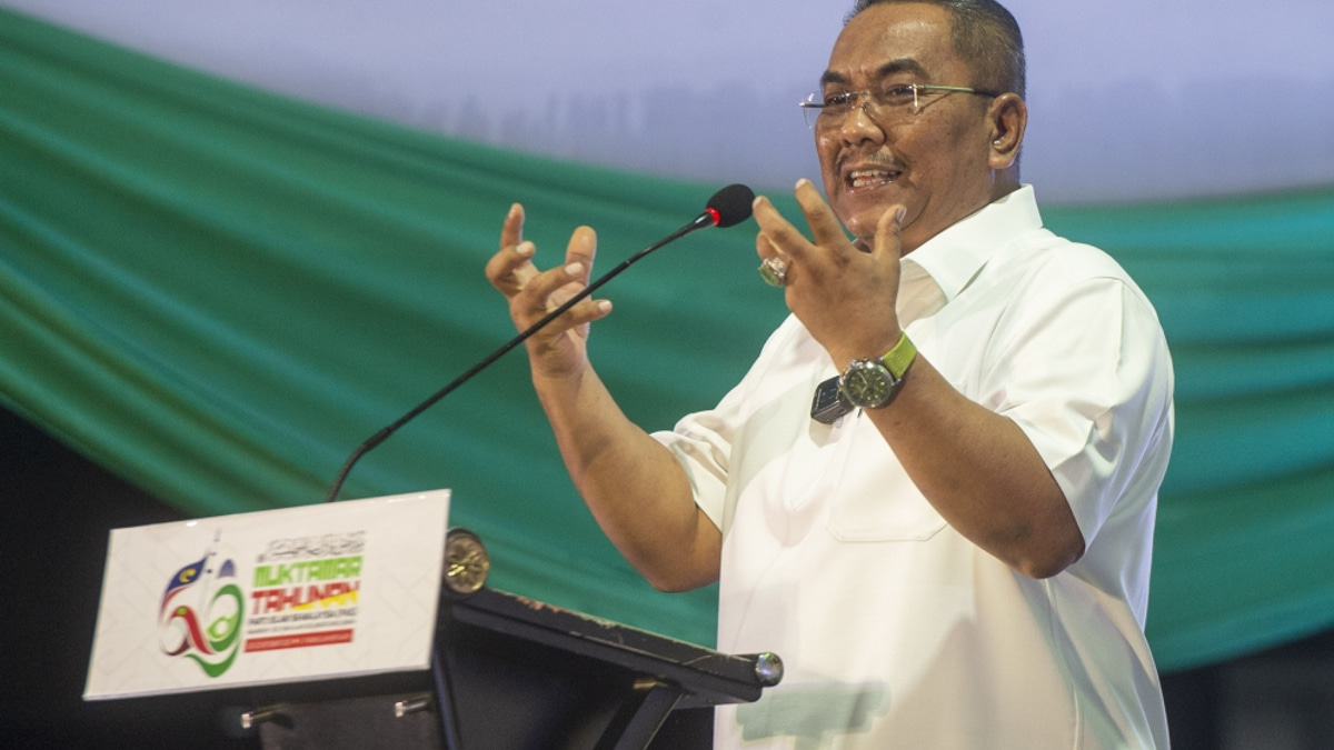 Zahid cautions Sanusi against deploying racial and religious appeals in Negeri Sembilan election