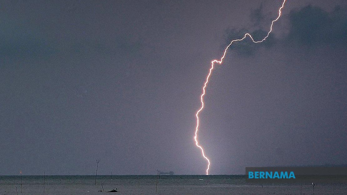 Severe Thunderstorms and Heavy Rain Forecast for Multiple States Until Evening