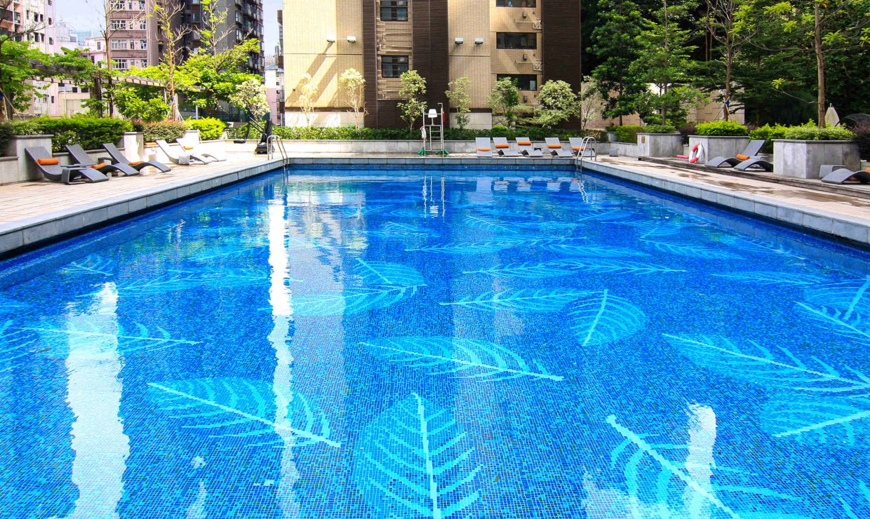 Hong Kong authorities shut private pool after discovering lifeguard's fake credentials