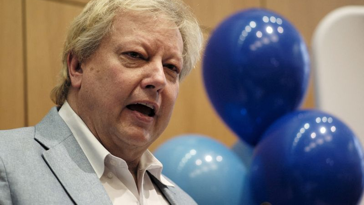 WiseTech Global's Richard White Steps Down Amid Personal Allegations, Shares Surge