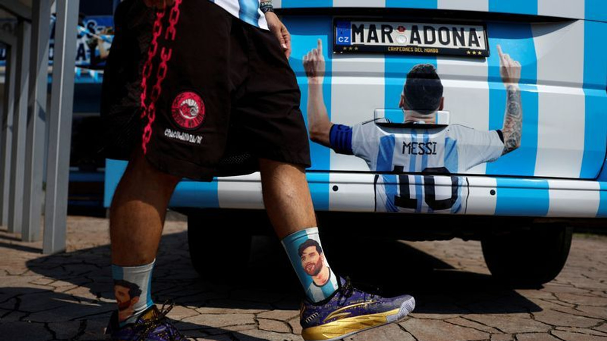A Czech Fanatic's Argentine Dream: One Man's Extraordinary Devotion to La Seleccion